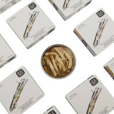 Razor Clams with Garlic & Guindilla Pepper Tin Fish - Ar de Arte