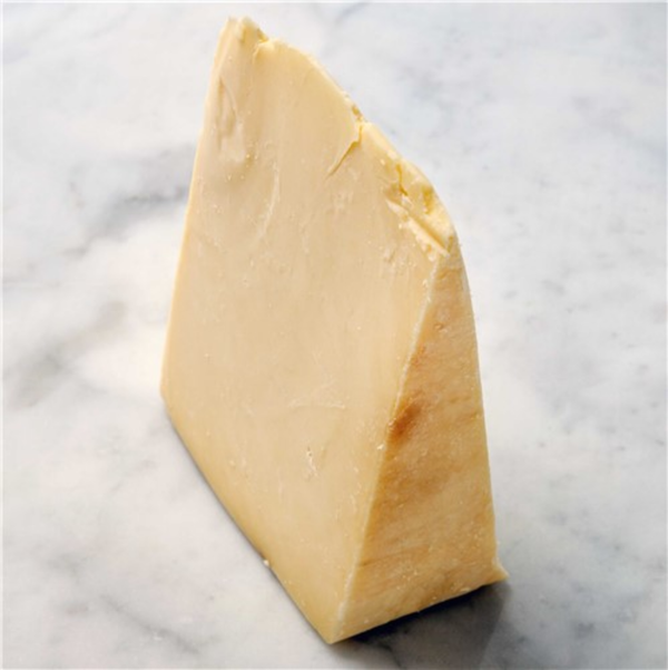 Quicke's Mature Cheddar 12 months *HALF POUND*